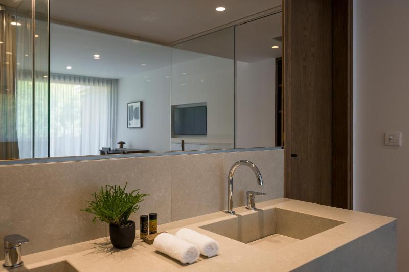 Junior Suite image 2