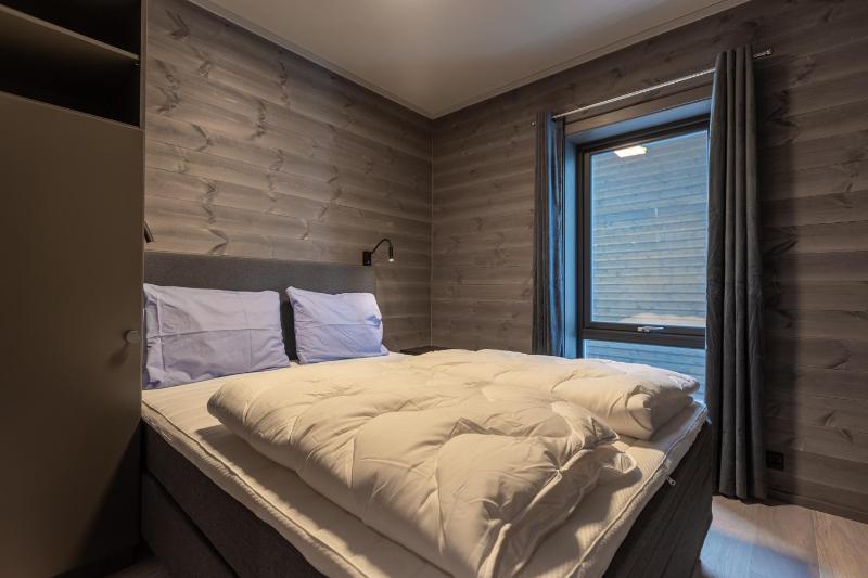 Three-Bedroom Apartment image 4
