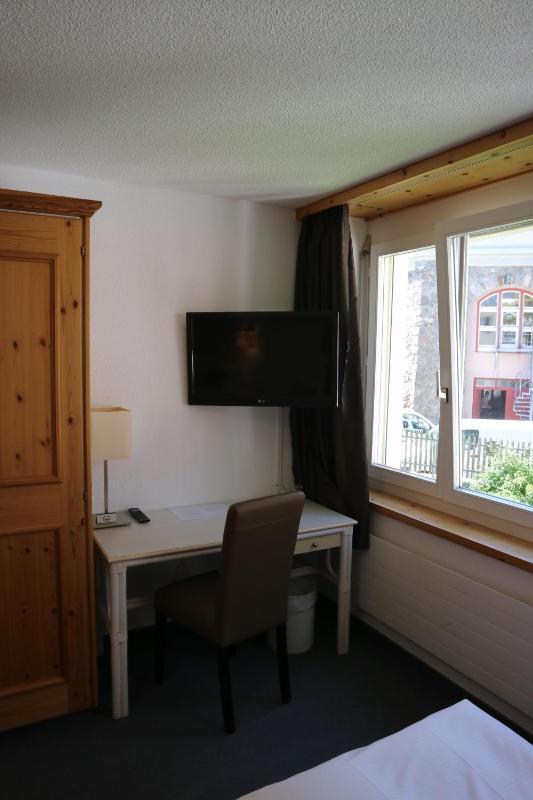 Triple Room image 3