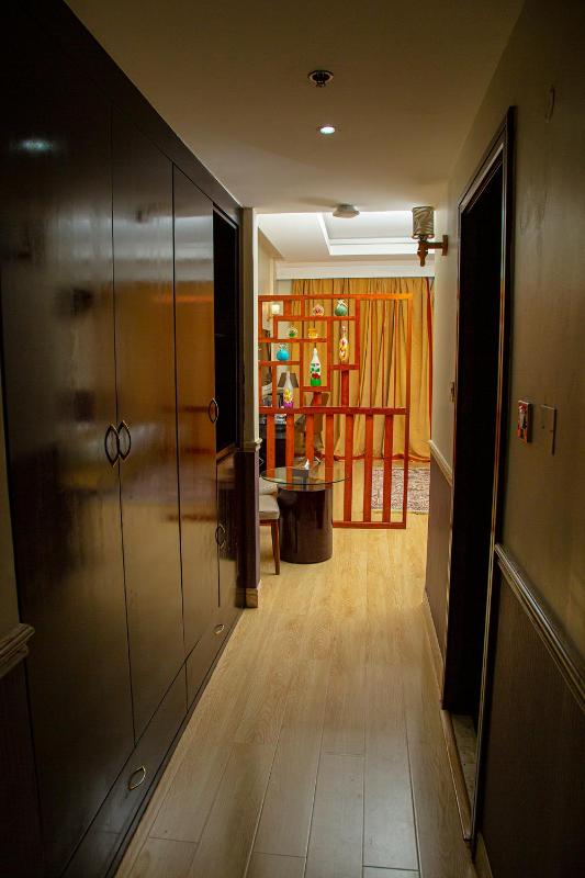 Standard Twin Room image 2