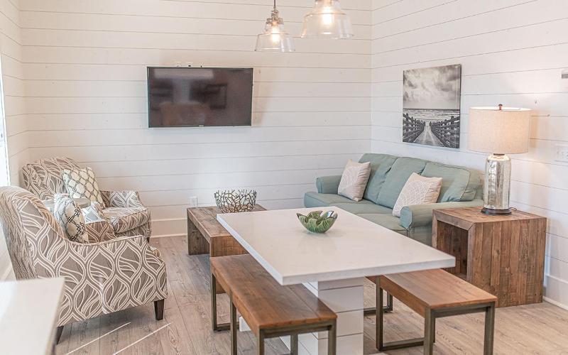 Two-Bedroom House image 2