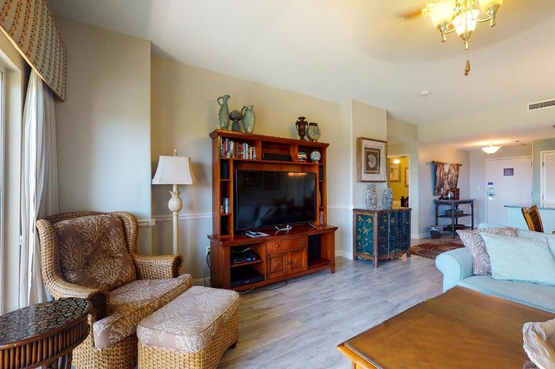 Three-Bedroom Apartment image 3