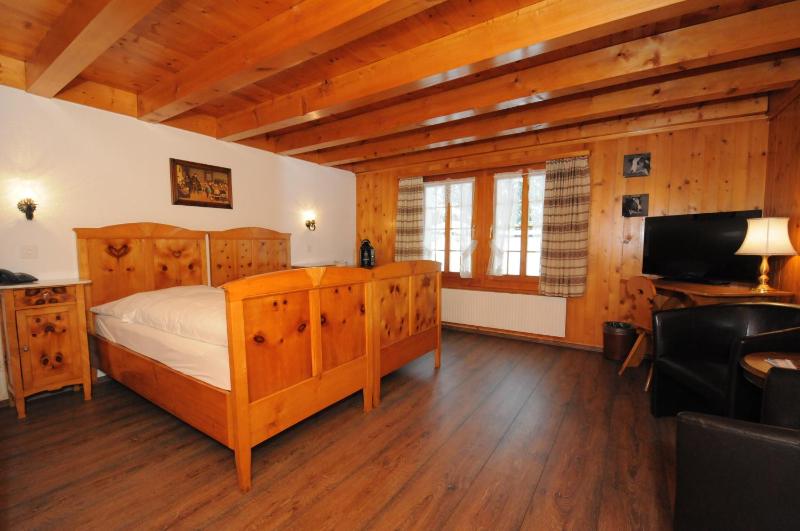 Chalet Double Room image 3