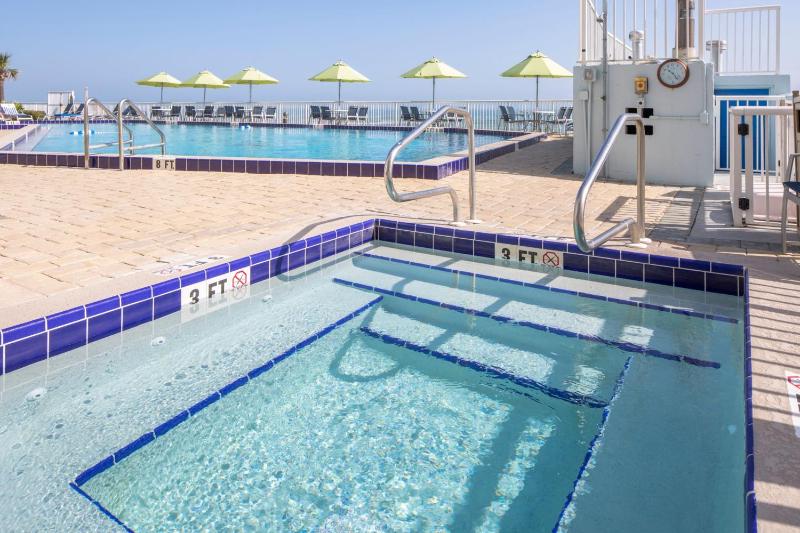 Hilton Vacation Club Daytona Seabreeze Daytona Beach - image 6