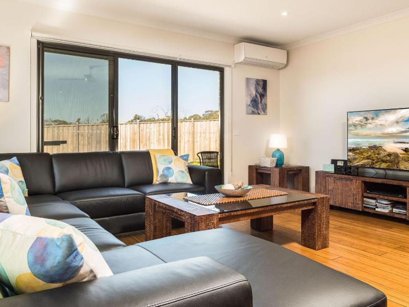 Cosy on Currawong - image 1