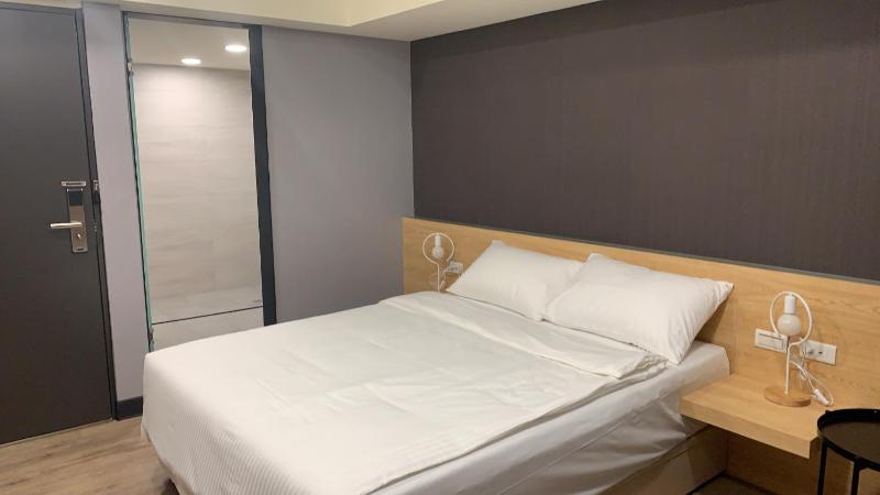 CY Hotel - image 12
