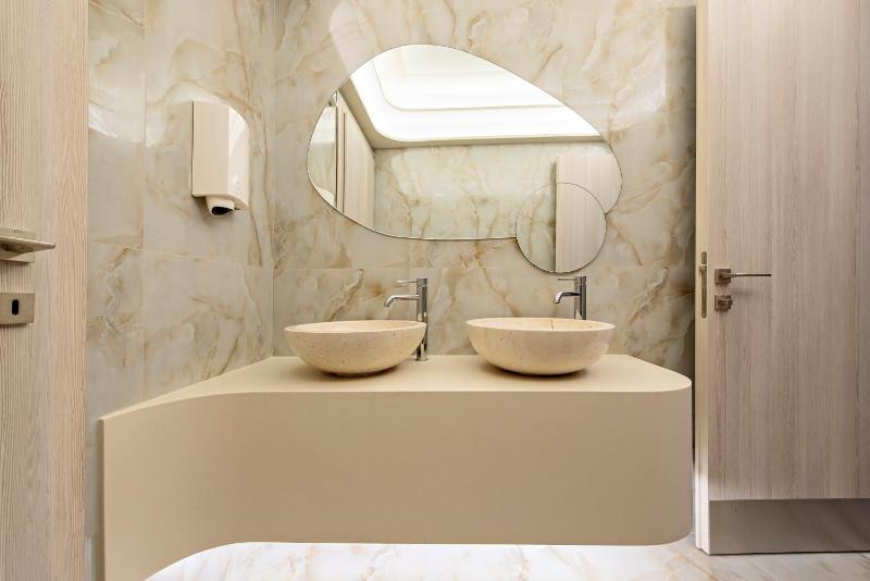 Green Suites Boutique Hotel - image 11