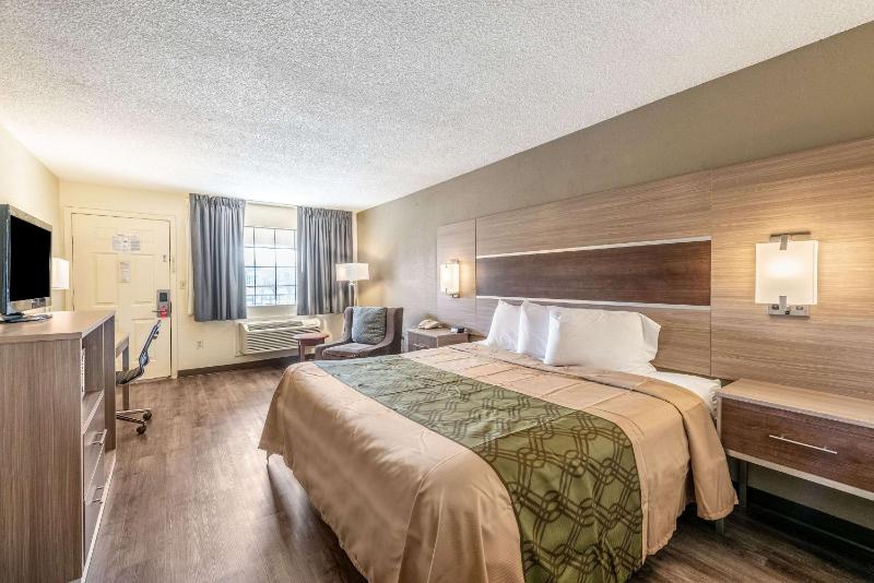 King Room - Non-Smoking image 2