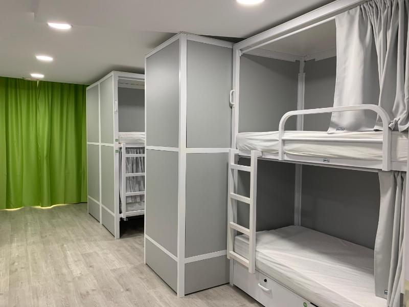 Single Bed in 18-Bed Mixed Dormitory Room  image 1