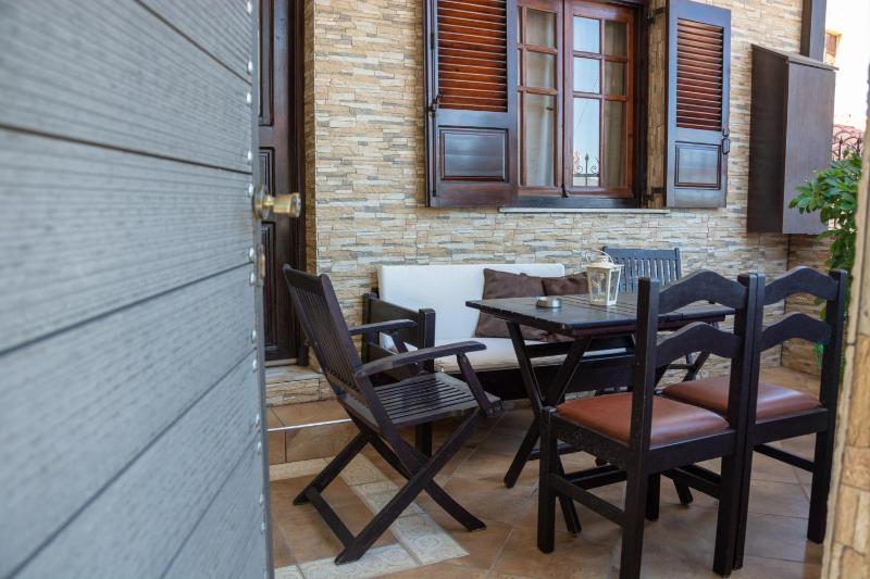 MarGio Skiathos Apartments - image 8