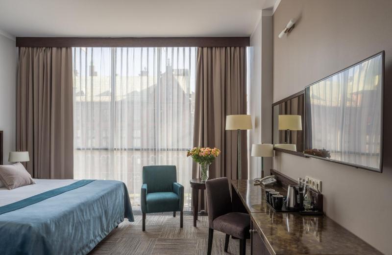Europeum Hotel - image 6