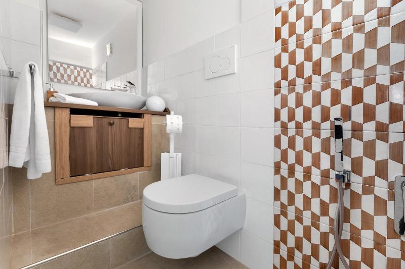 AMORE RENTALS - Villa Felice - image 14
