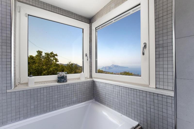 AMORE RENTALS - Villa Felice - image 24