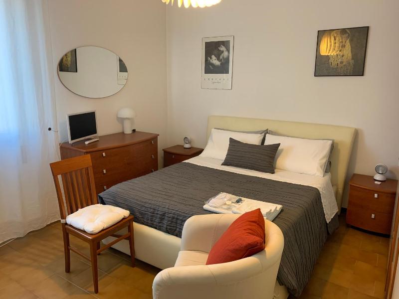 Two-Bedroom Apartment image 4