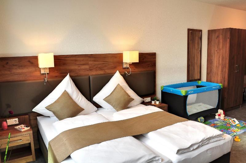 Superior Double or Twin Room image 1