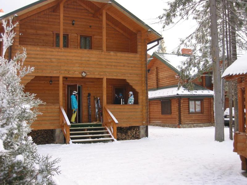 Three-Bedroom Cottage image 3