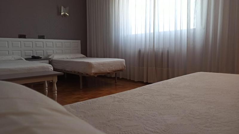 Triple Room image 3