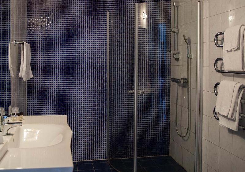 Family Double Room image 2