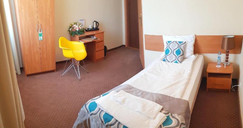 Single Room image 4