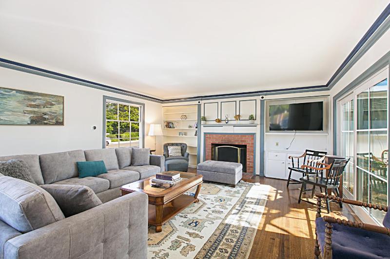 Five-Bedroom House image 2