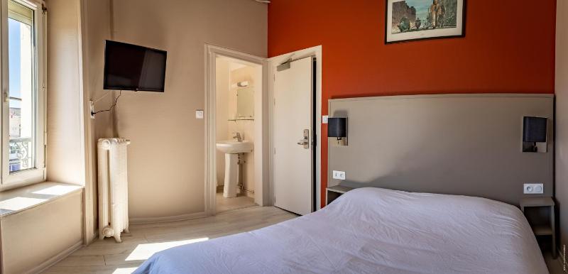 Superior Double Room image 2