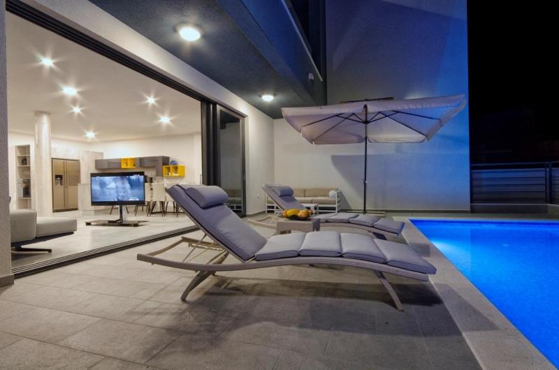 Villa Grace a luxury villa in Makarska heated pool - image 22