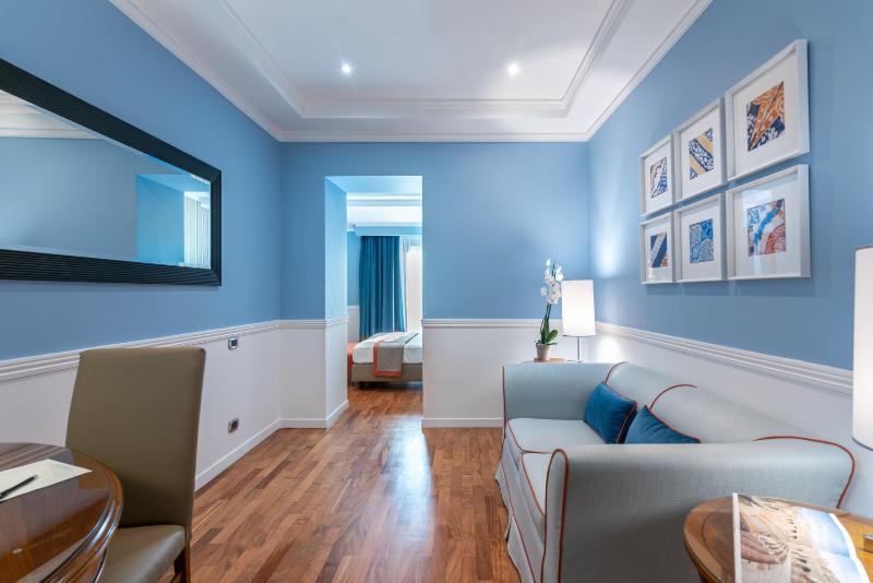 Junior Suite image 1