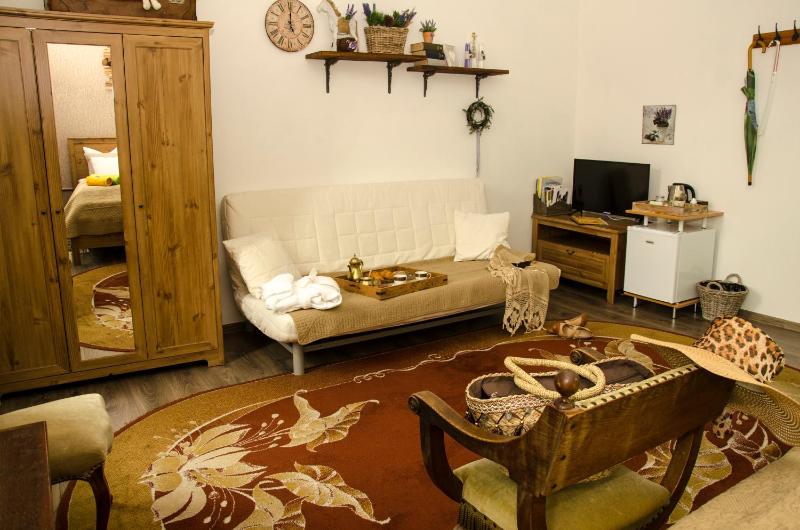 Deluxe Family Room image 4