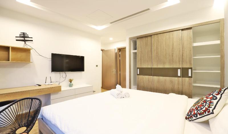 Vinhomes Metropolish Apartment Center Hanoi - image 13
