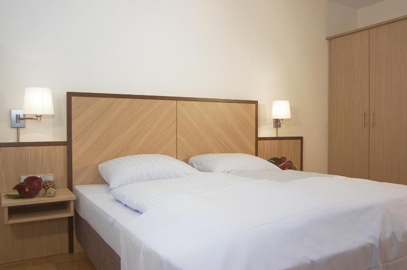 Residenz am Dom Boardinghouse Apartments - image 10