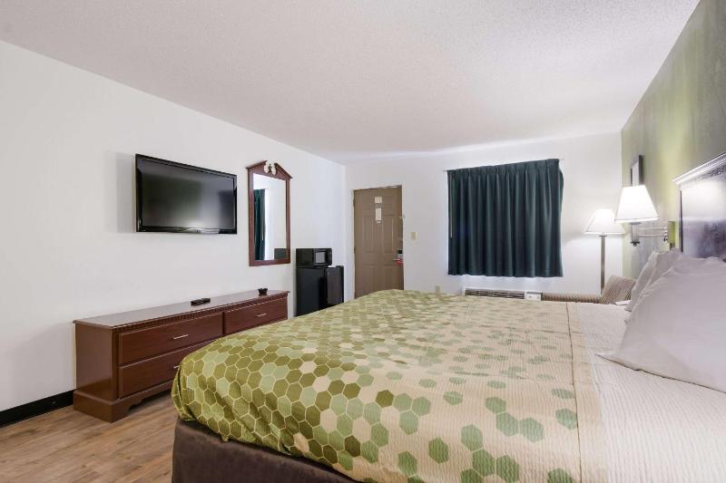 King Room image 2