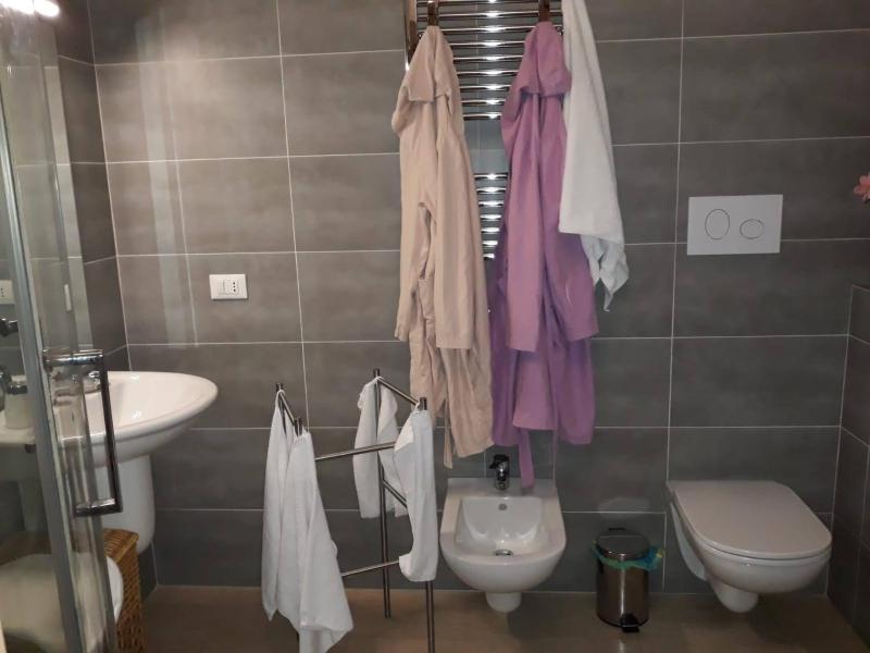 Studio Apartment image 3