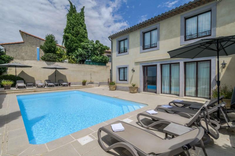 Hotel l'Aragon a 50m de la cite de Carcassonne - image 9