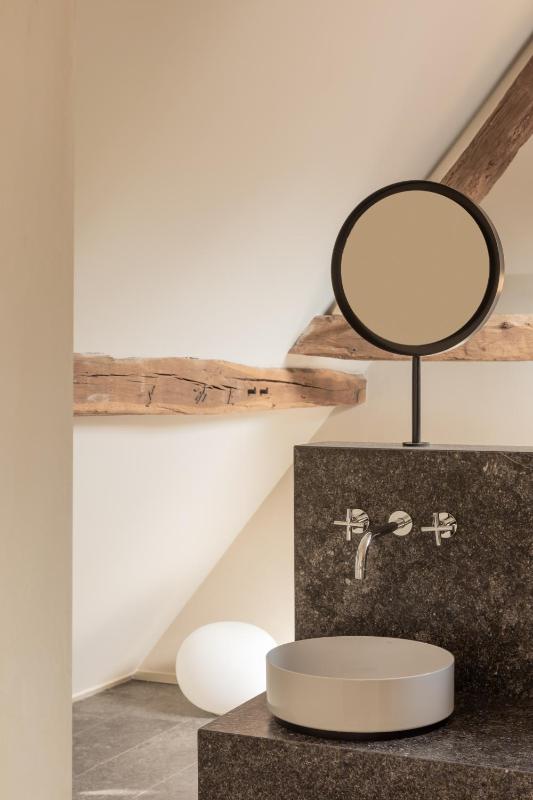 Suite image 2