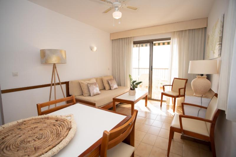 Apartamentos María Cristina Beach - image 20