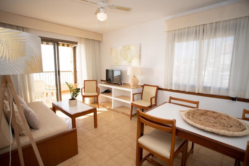 Apartamentos María Cristina Beach - image 47