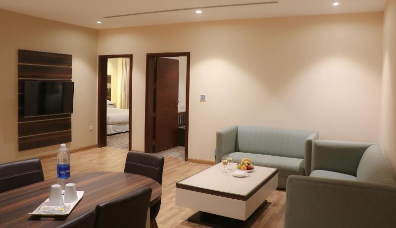 Royal Golden House رويال البيت الذهبي للشقق المخدومه - image 40