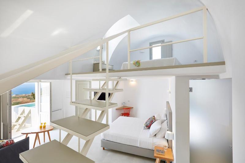 Aperanto Suites - image 25