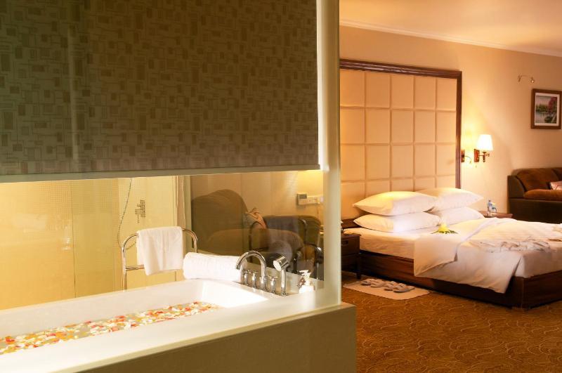 Sea Links Beach Hotel - image 42