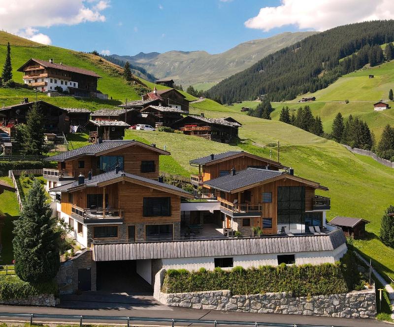 Two-Bedroom Chalet image 3