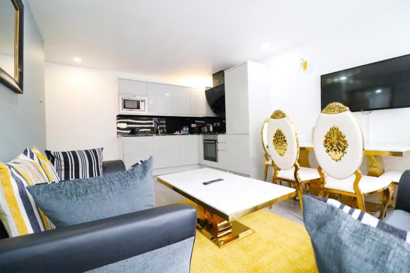 Two-Bedroom Apartment image 4