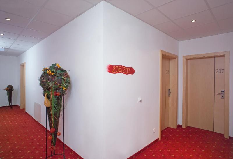 Triple Room image 2