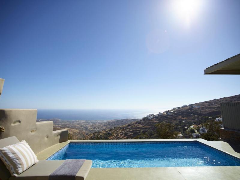 Cave Experience Private Pool Sea View image 3