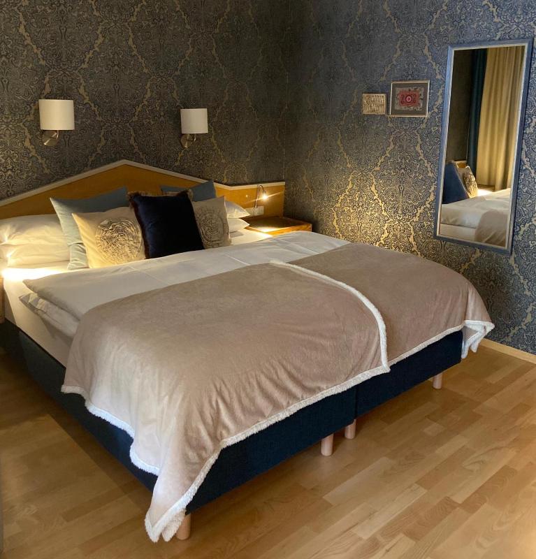 Suite with Balcony image 2