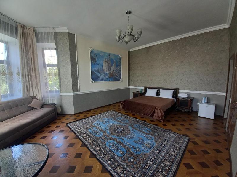 Superior Double Room image 2