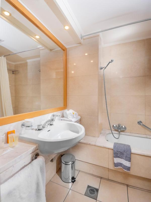 Deluxe Apartment image 4