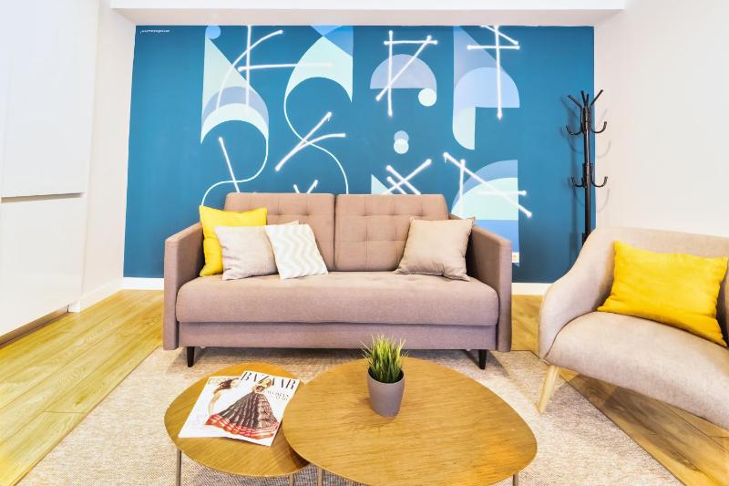 One-Bedroom Apartment image 4