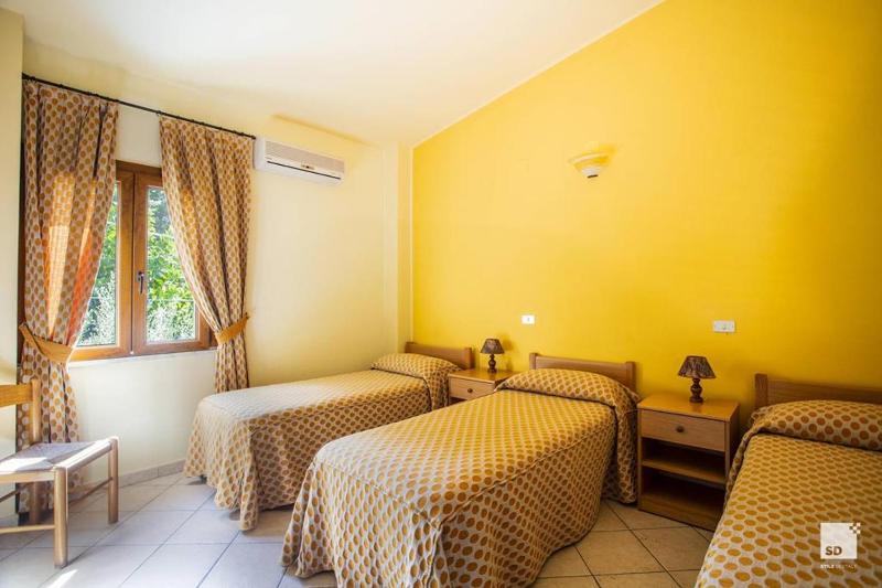 Family Room with Swimming Pool View image 2