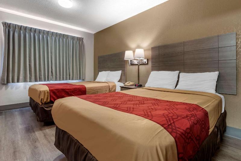 Double Room with Two Double Beds - Non-Smoking image 2