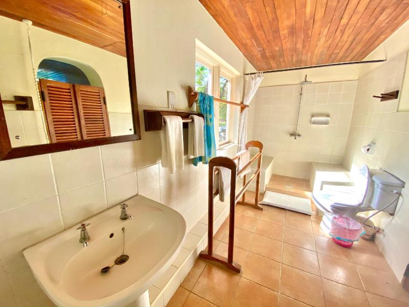 Flamboyant Diani Beach - image 14